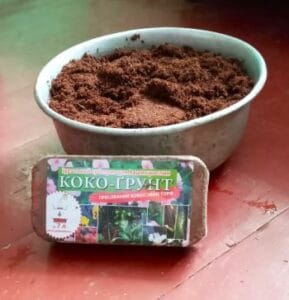 субстрат з кокосового блоку