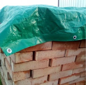 Тент Agreen 80 г/м² (темно-зелений) з люверсами для будматеріалу